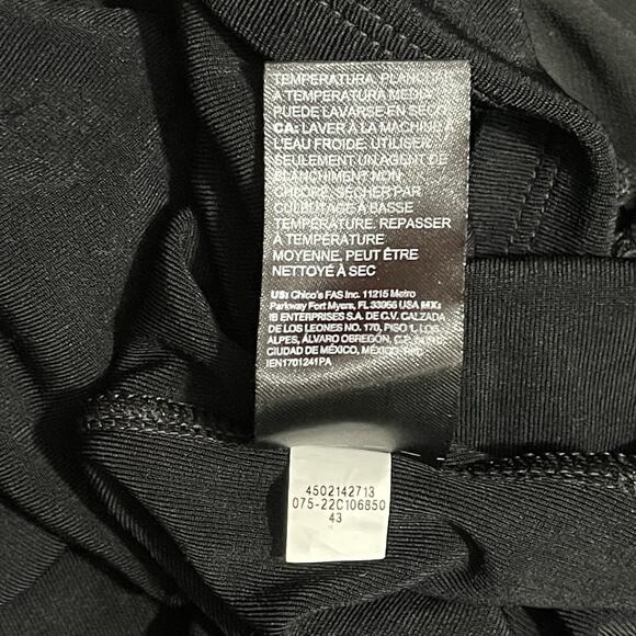 Chicos Travelers Chiffon Layered Blouse Size 3 US 16/18 Black Boat Neck Elegant - Picture 9 of 10